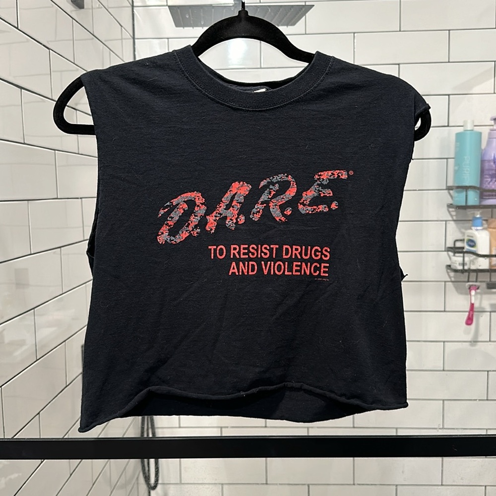 Vintage D.A.R.E shirt
